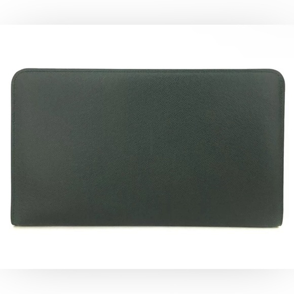 Louis Vuitton Taiga Leather Zip Around Travel Case Long Wallet - Picture 4 of 8